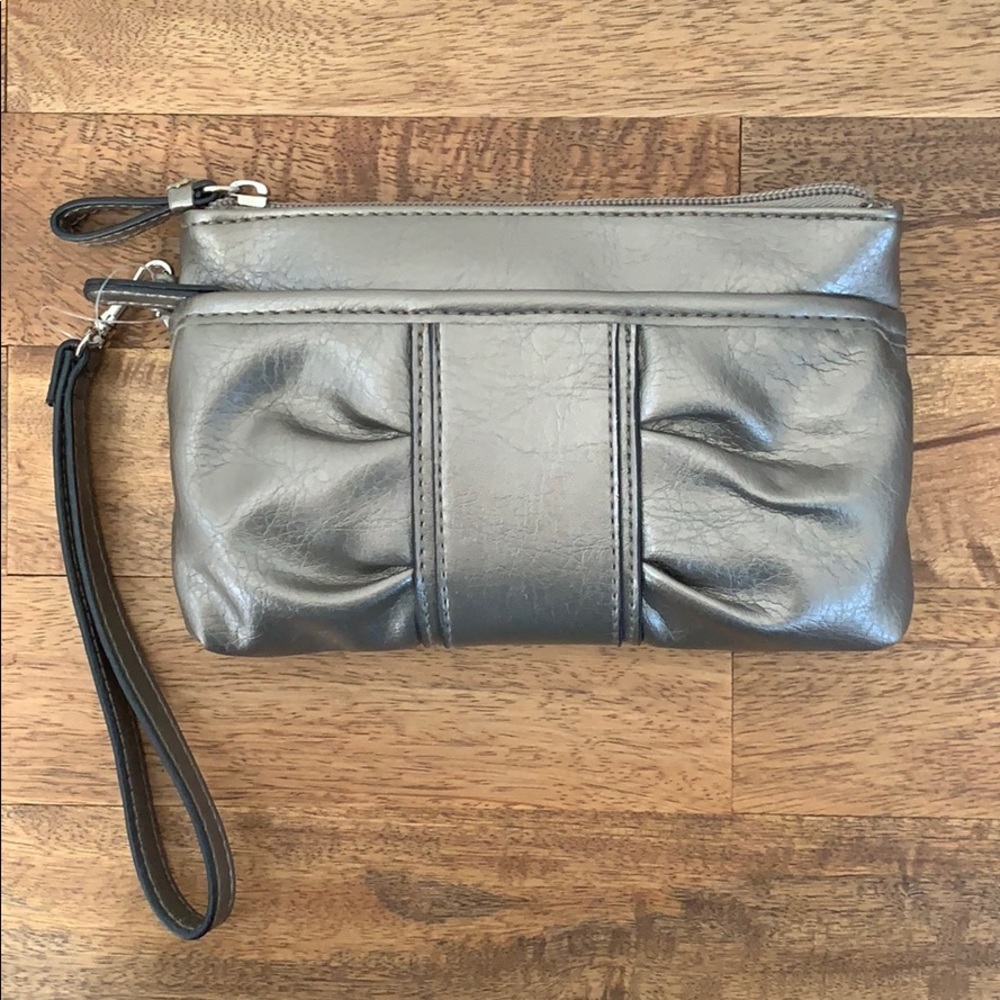 Rosetti Clutch Purse With Wrist Strap - NWOT